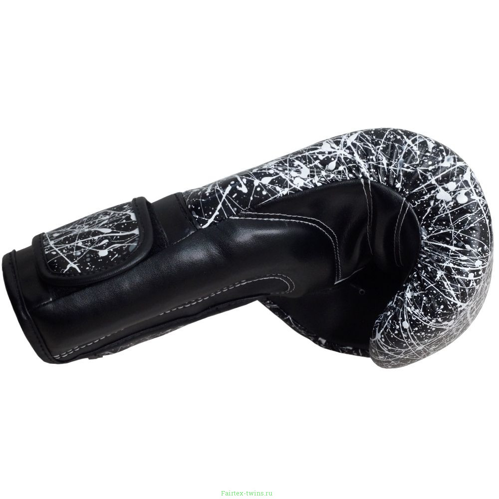 Боксерские перчатки Fairtex BGV14 Painter black 12 oz