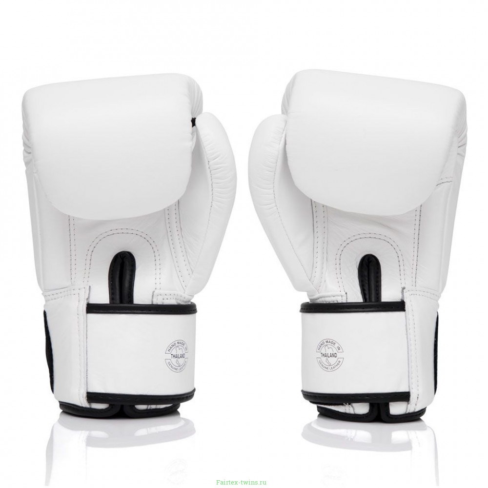 Боксерские перчатки Fairtex One ChampionShip white 16 oz