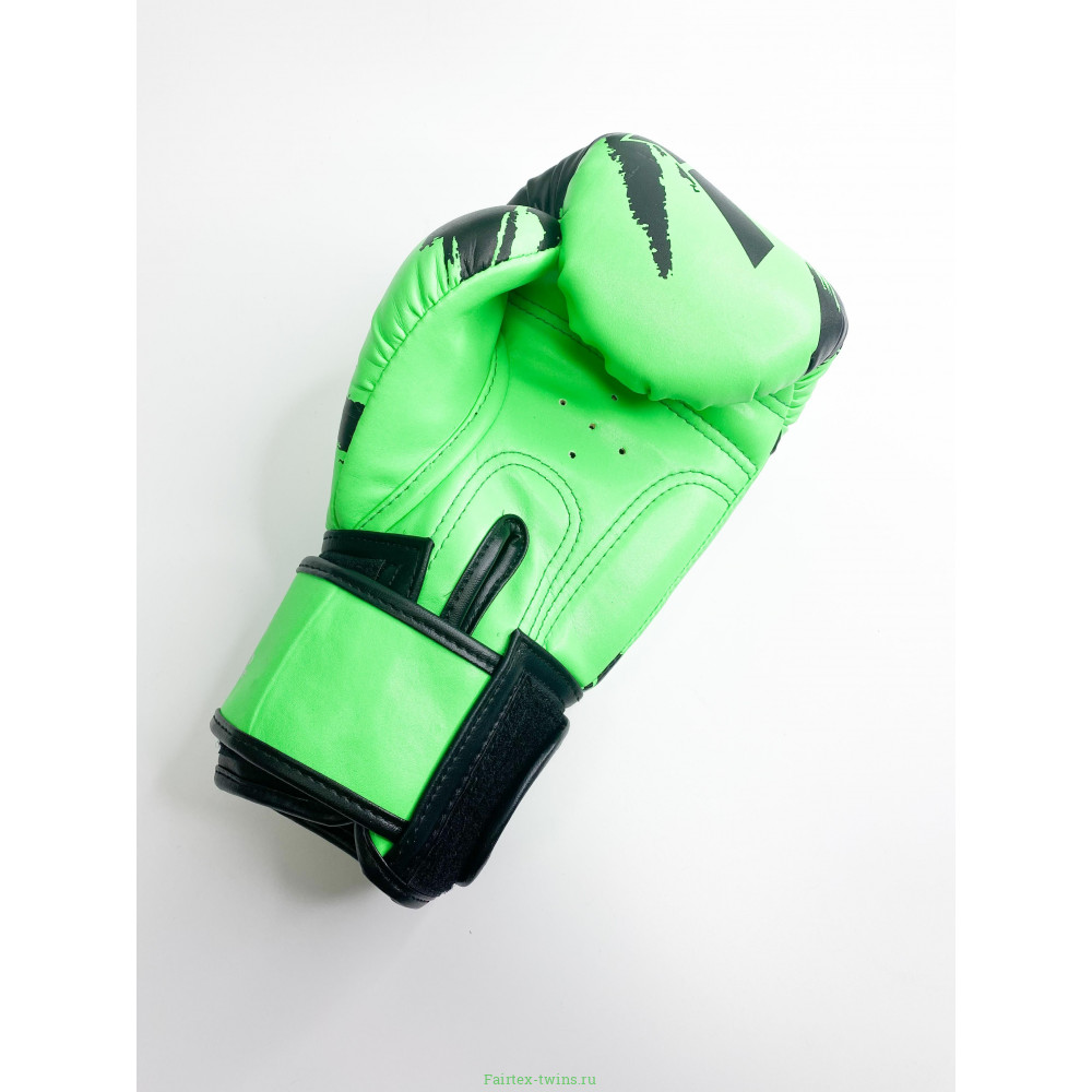 Боксерские перчатки Raja model 3 green 14 oz