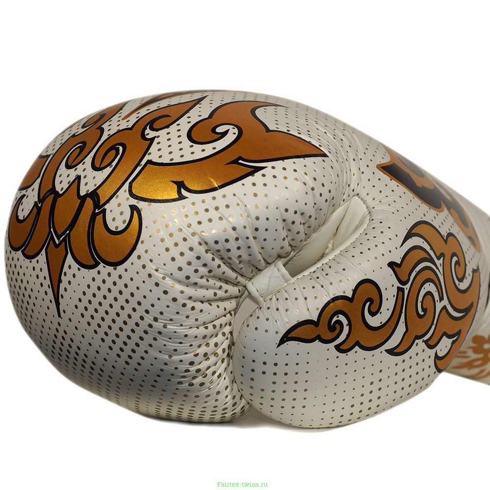 Боксерские перчатки TKB Kanok white 16 oz