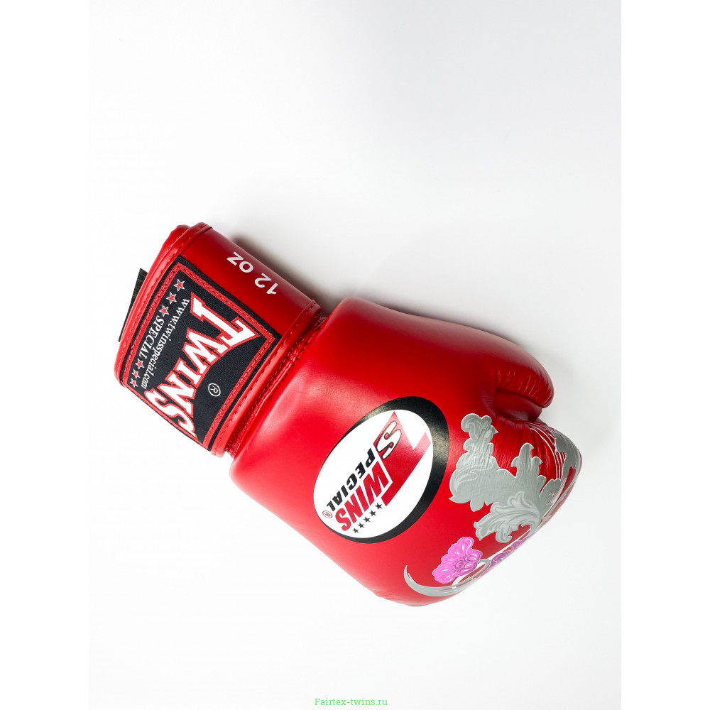 Боксерские перчатки Twins FBGVL3-13 red 16 oz