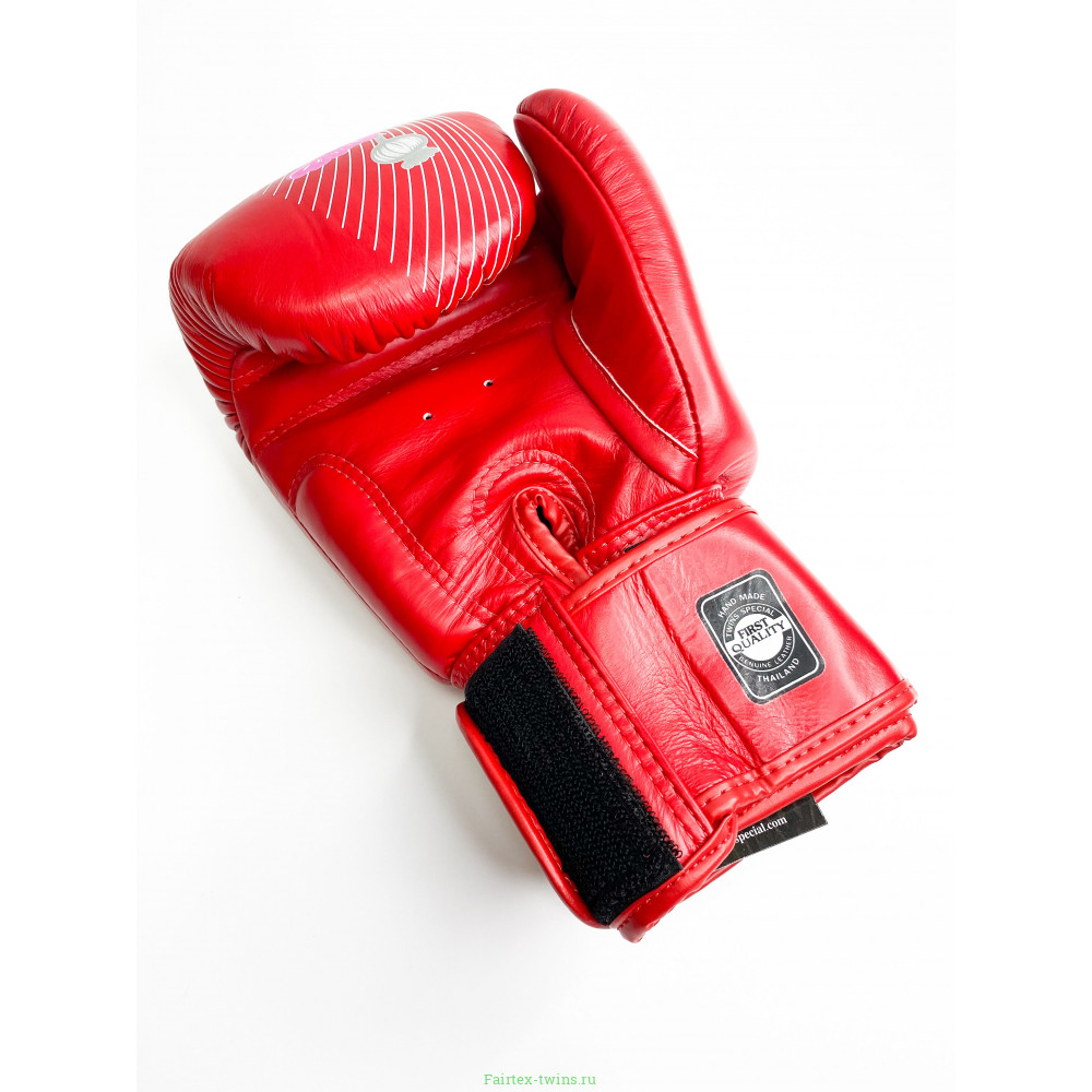 Боксерские перчатки Twins FBGVL3-13 red 16 oz