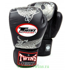 Боксерские перчатки Twins FBGVL3-23 black silver 14 oz