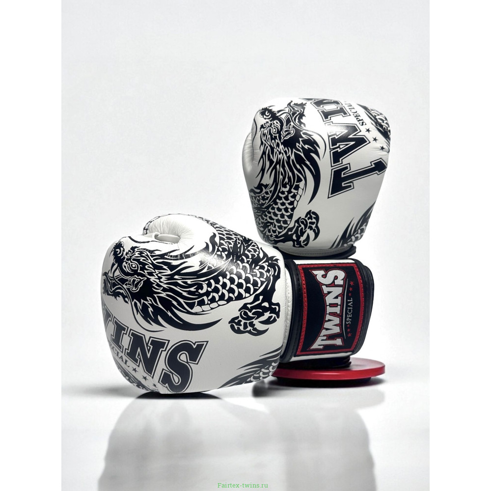 Боксерские перчатки TWINS FBGVL3-49 white black 14 oz