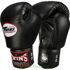 Боксерские перчатки Twins Special BGVL3 black 10 oz