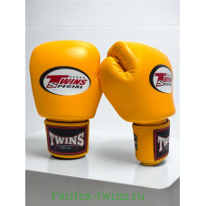 Боксерские перчатки Twins Special BGVL3 yellow 14 oz