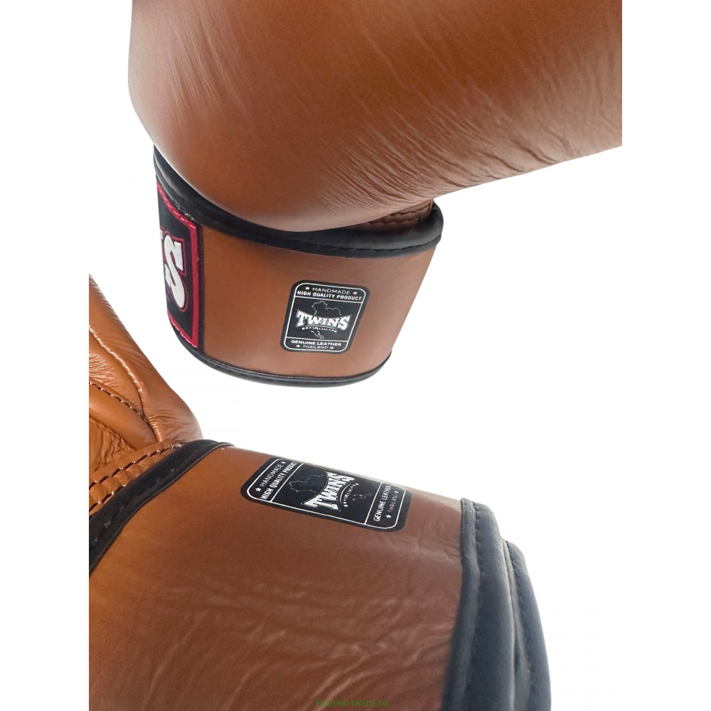Боксерские перчатки Twins Special BGVL3 brown 14 oz