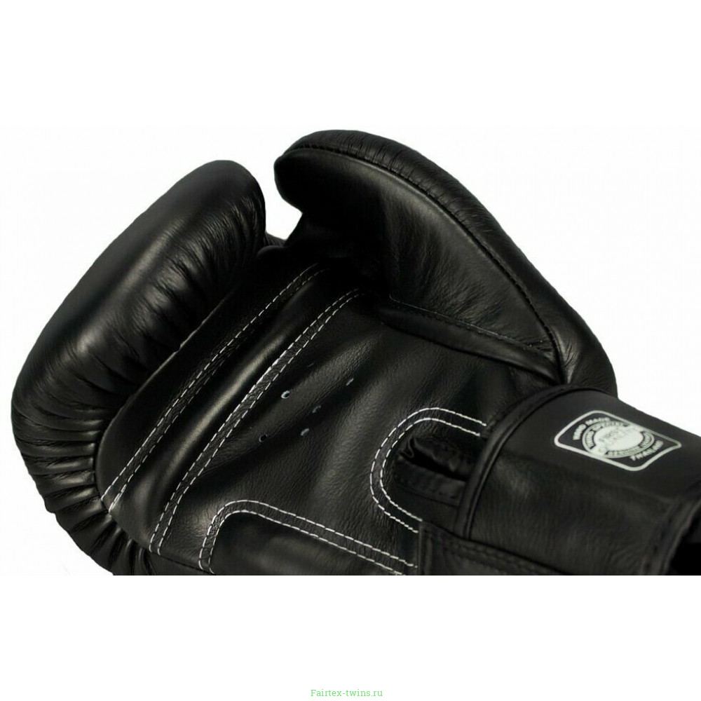 Боксерские перчатки Twins Special BGVL3 black 16 oz