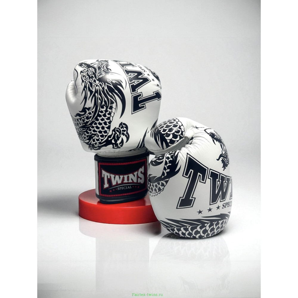 Боксерские перчатки TWINS Special FBGVL3-49 white black 16 oz