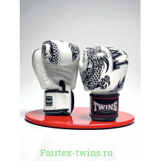 Боксерские перчатки TWINS Special FBGVL3-49 white black 16 oz Боксерские перчатки TWINS Special FBGVL3-49 white black 16 oz