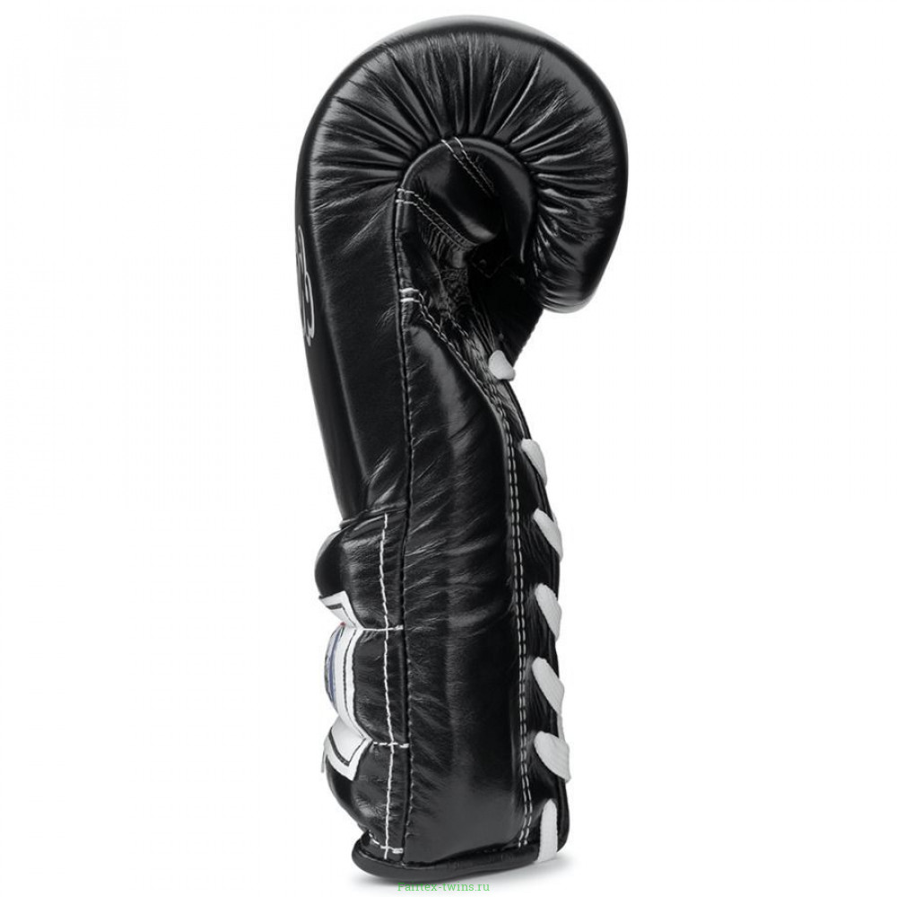 Боксерские перчатки на шнурке Fairtex BGL7 black 10 oz