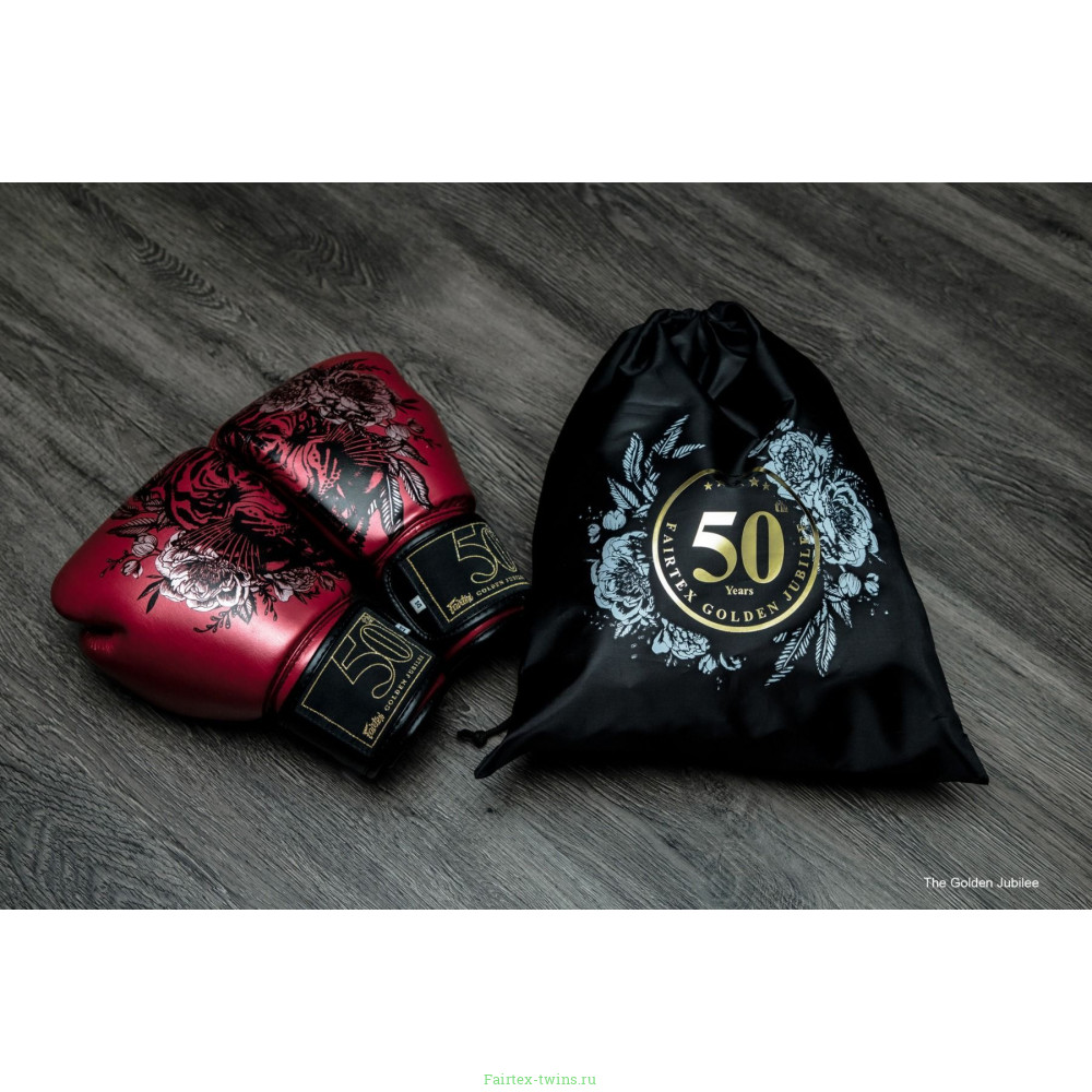 Боксерские премиальные перчатки Fairtex GOLDEN JUBILEE 14 oz