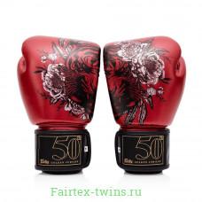 Боксерские премиальные перчатки Fairtex GOLDEN JUBILEE 16 oz