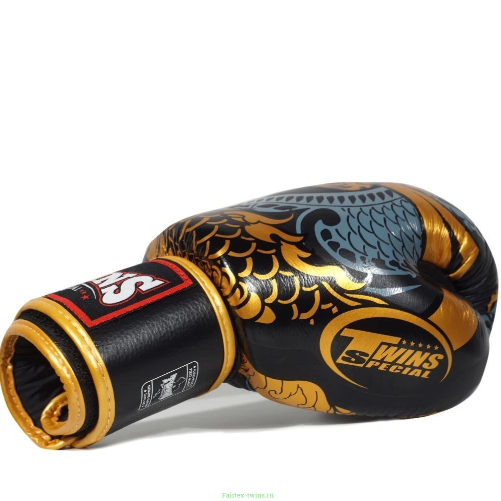Боксерские перчатки FBGVL3-52 Dragon black gold 16 oz