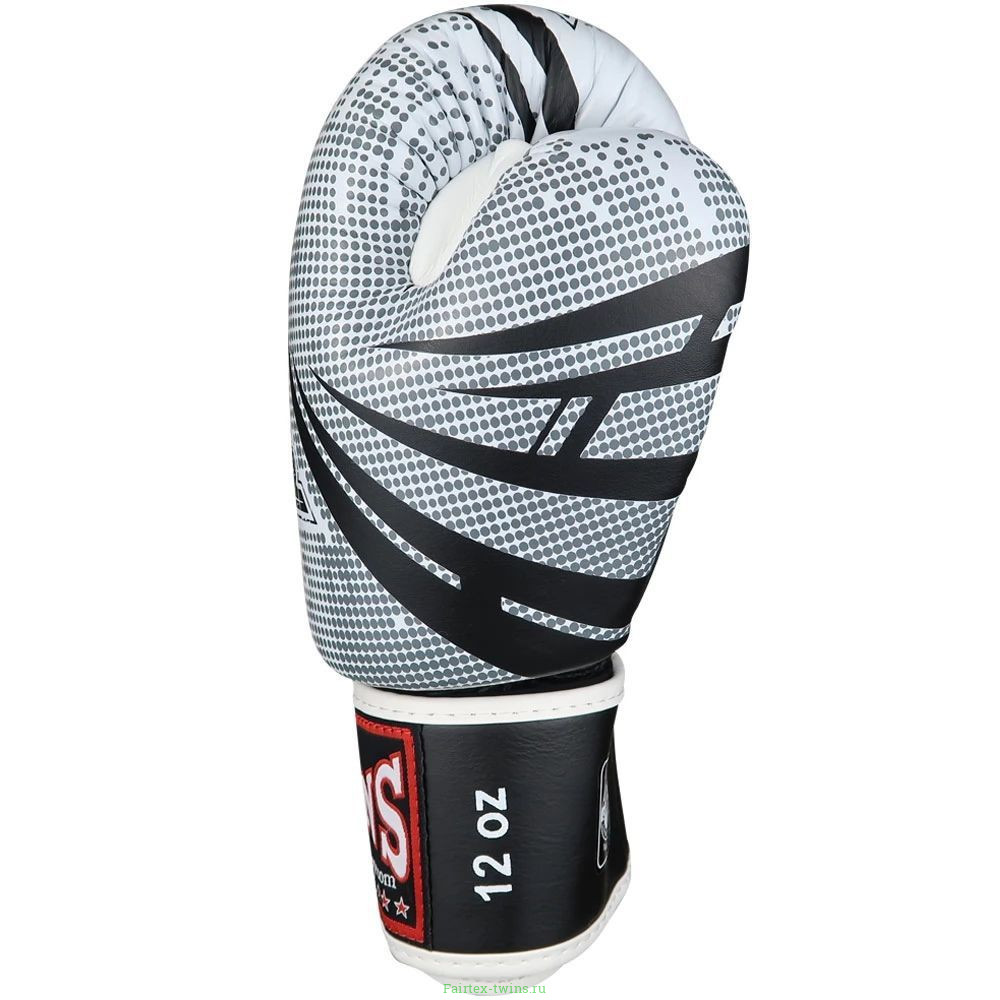 Боксерские перчатки FBGVL3-TW5 white black 10 oz