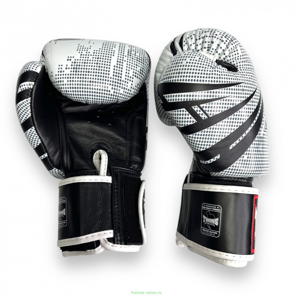 Боксерские перчатки FBGVL3-TW5 white black 10 oz