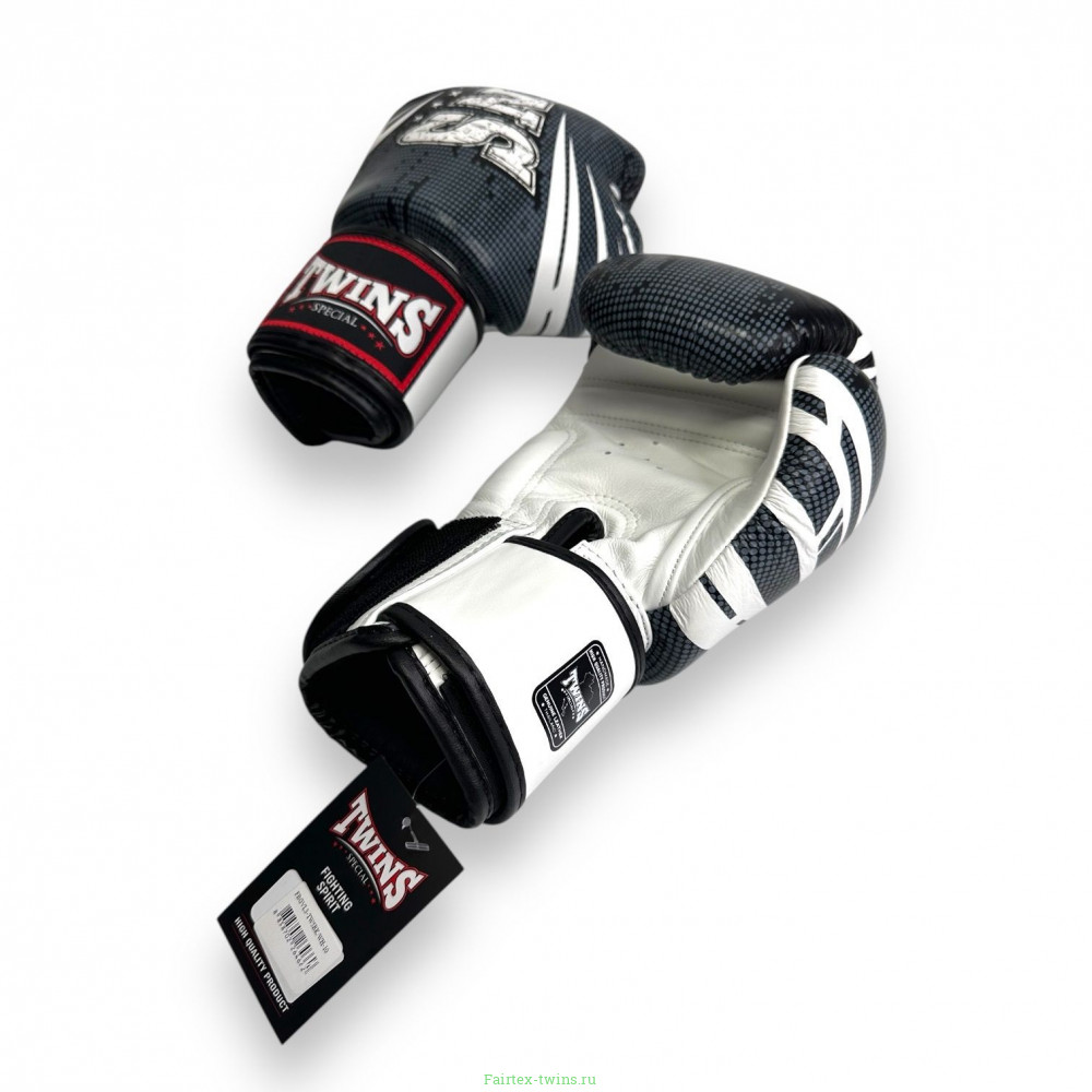 Боксерские перчатки FBGVL3-TW5 black white 12 oz