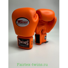 Боксерские перчатки Twins Special BGVL3 orange 10 oz