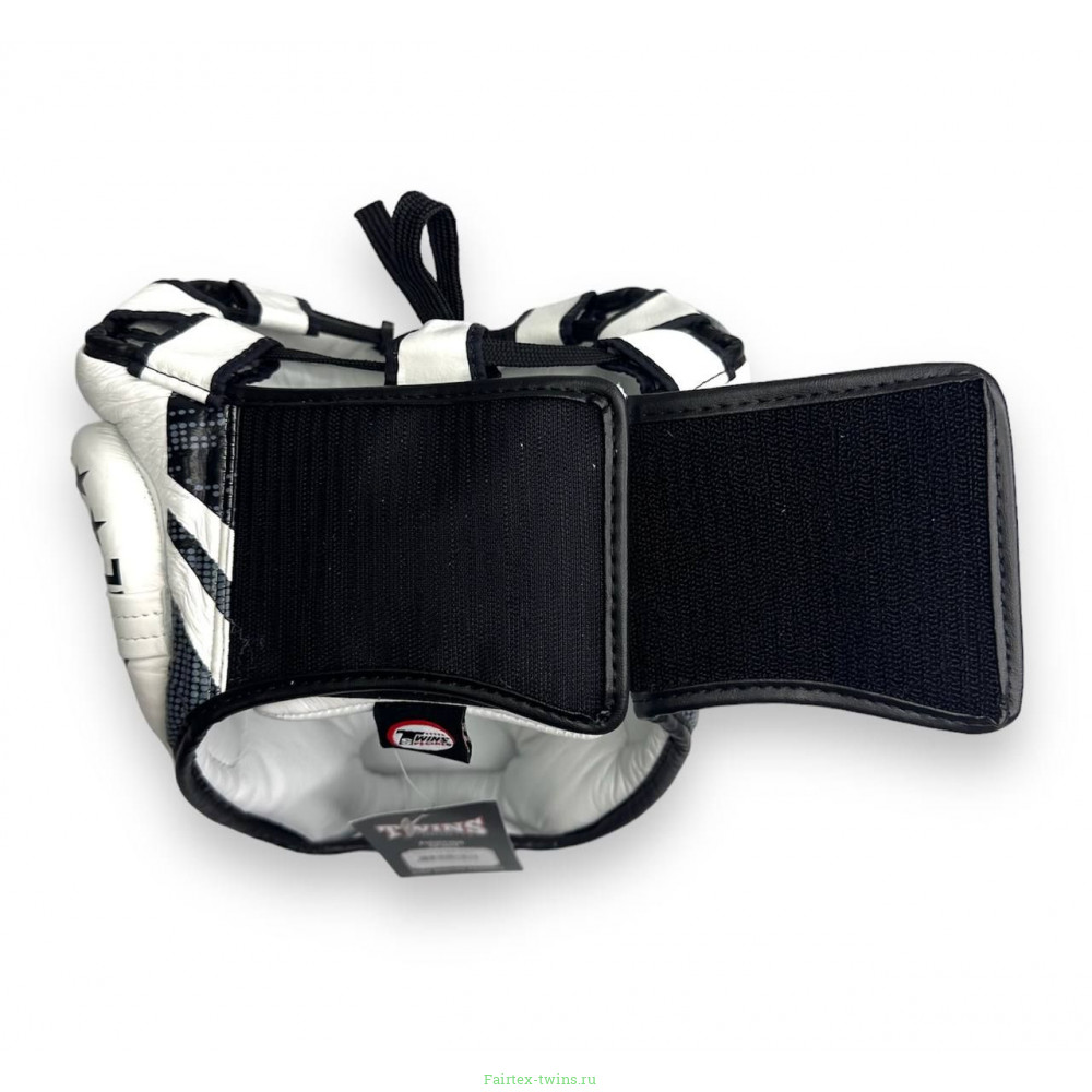 Шлем боксерский Twins Special FHGL3-TW5 black white M