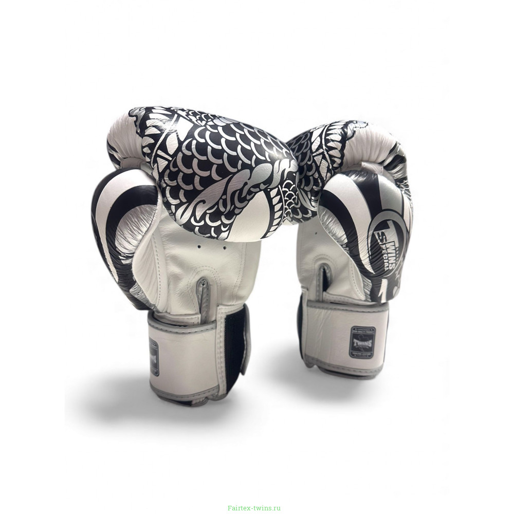 Боксерские перчатки Twins Special FBGV52 Dragon white silver 12 oz