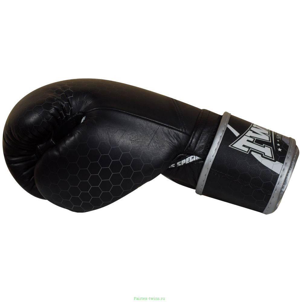 Боксерские перчатки Twins Special BGVL15 black 12 oz