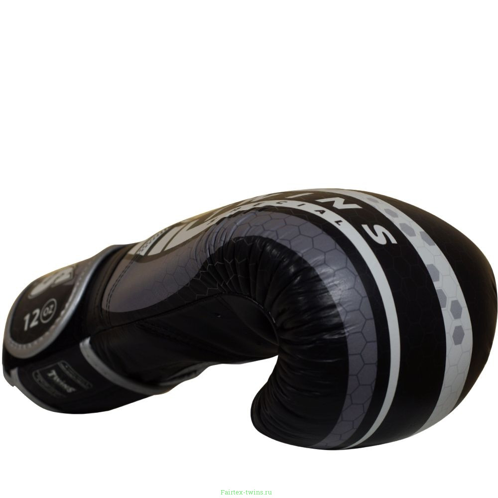 Боксерские перчатки Twins Special BGVL15 black 12 oz