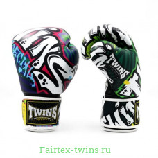 Боксерские перчатки Twins Special FBGVL4-68 Graffiti 12 oz