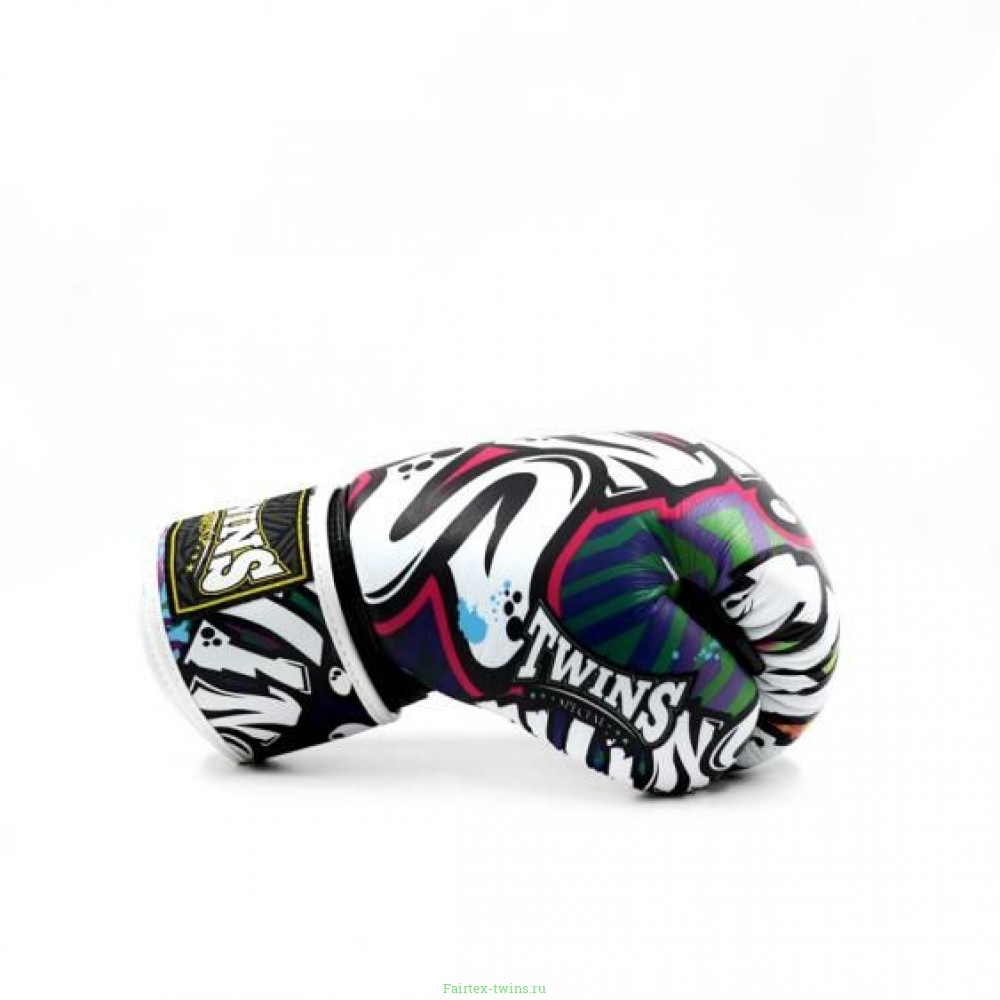 Боксерские перчатки Twins Special FBGVL4-68 Graffiti 16 oz
