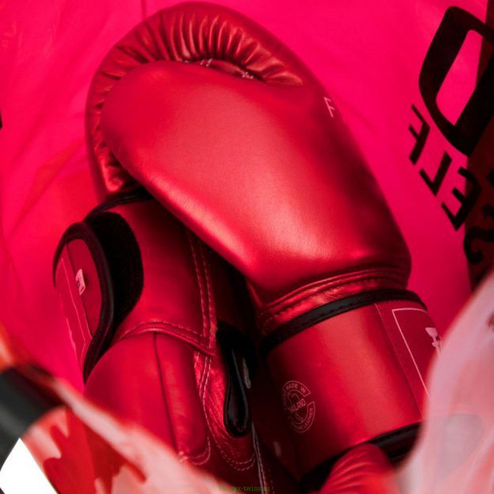 Боксерские перчатки Fairtex BGV22 red 16 oz